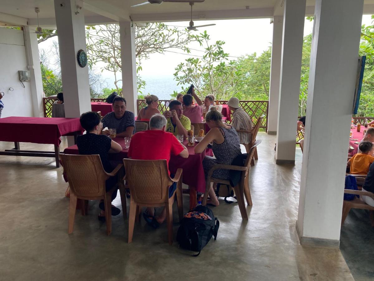Jungle Beach Restaurant And Hotel-Jbr Galle Buitenkant foto